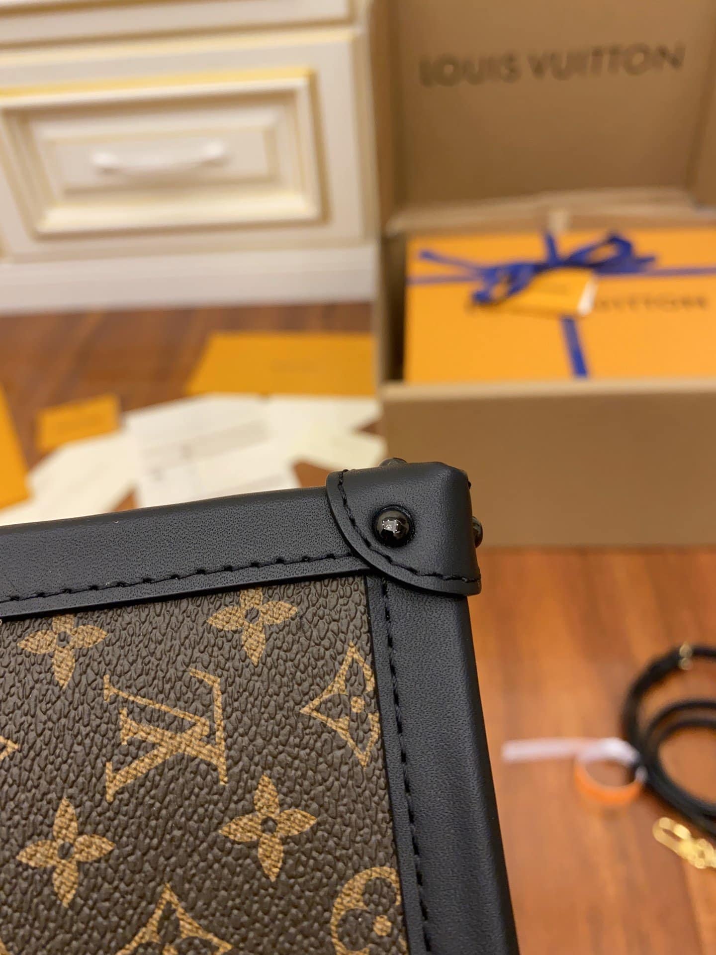 1:1 Replica Louis Vuitton LV Pochette Trunk Verticale Monogram Canvas Black Luxury Bag For Women M63913 - 6.9in/18cm - Image 3