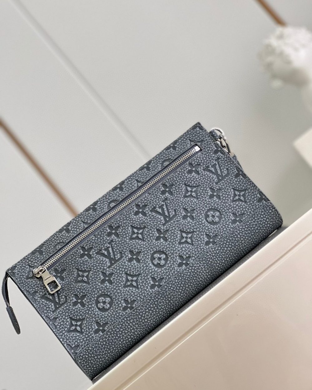 1:1 Replica Louis Vuitton LV Pochette Voyage Grey Luxury Bag For Women - 11.4in/29cm