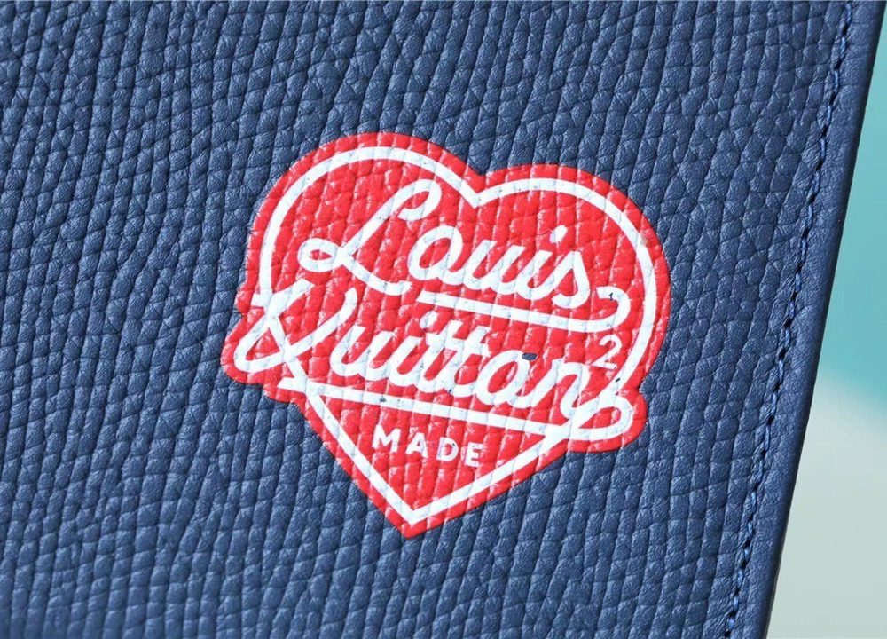 1:1 Replica Louis Vuitton LV Pochette Voyage MM Monogram Drip Blue By Nigo Unique Bag For Men M45961 - 27cm