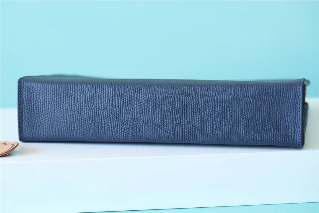 1:1 Replica Louis Vuitton LV Pochette Voyage MM Monogram Drip Blue By Nigo Unique Bag For Men M45961 - 27cm - Image 5