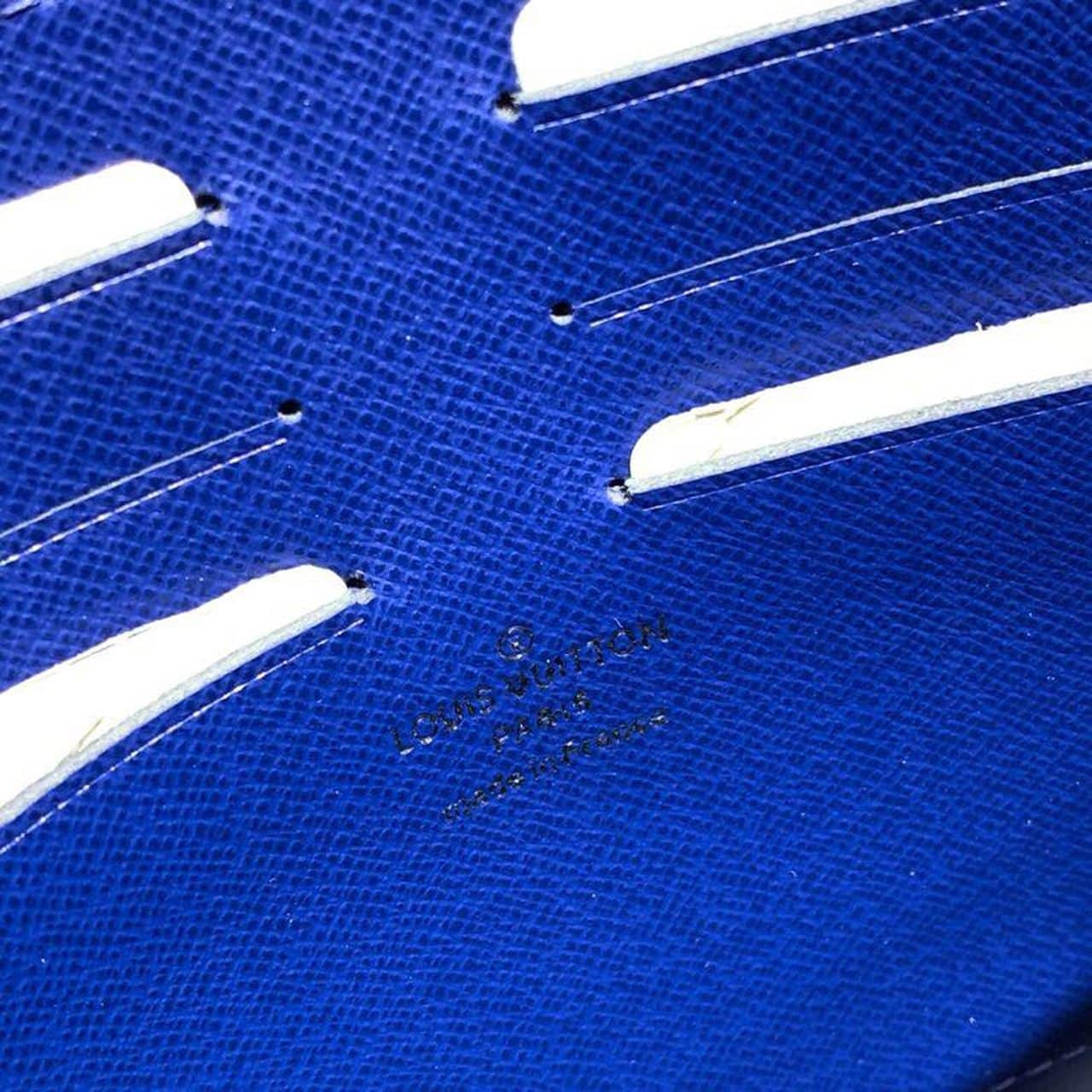 1:1 Replica Louis Vuitton LV Pochette Voyage MM Monogram Eclipse Canvas Pacific Blue Unique Bag For Men M30423 - 10.6in/27cm - Image 9