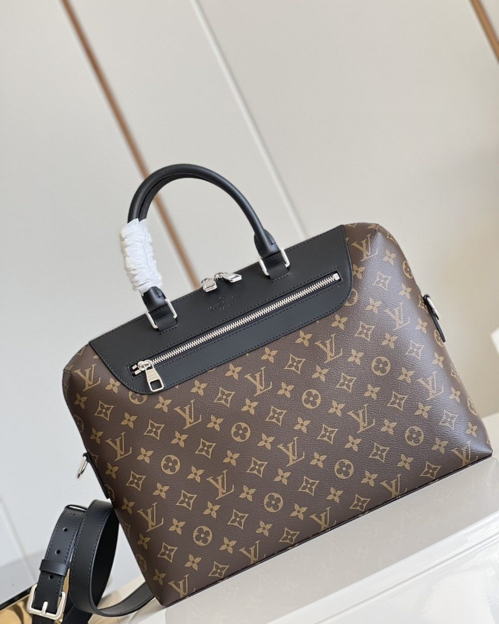 1:1 Replica Louis Vuitton LV Porte-Documents Jour Monogram Canvas Unique Bag For Men - 14.6in/37cm