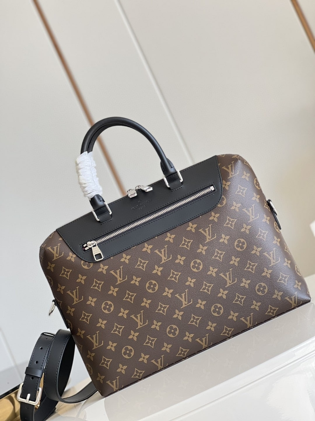 1:1 Replica Louis Vuitton LV Porte-Documents Jour Monogram Canvas Unique Bag For Men - 14.6in/37cm - Image 8