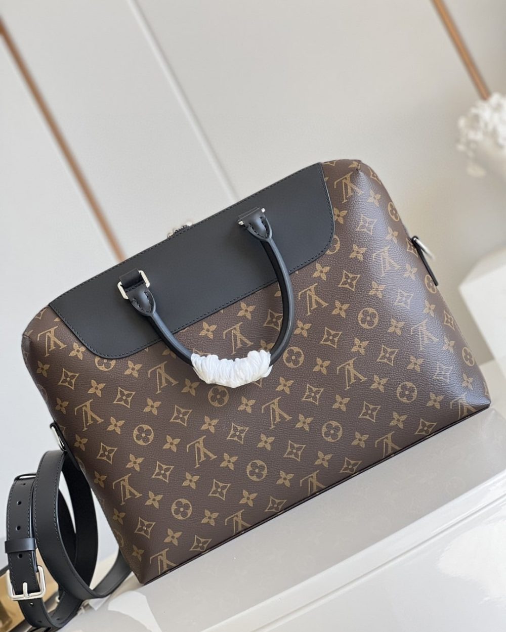 1:1 Replica Louis Vuitton LV Porte-Documents Jour Monogram Canvas Unique Bag For Men - 14.6in/37cm
