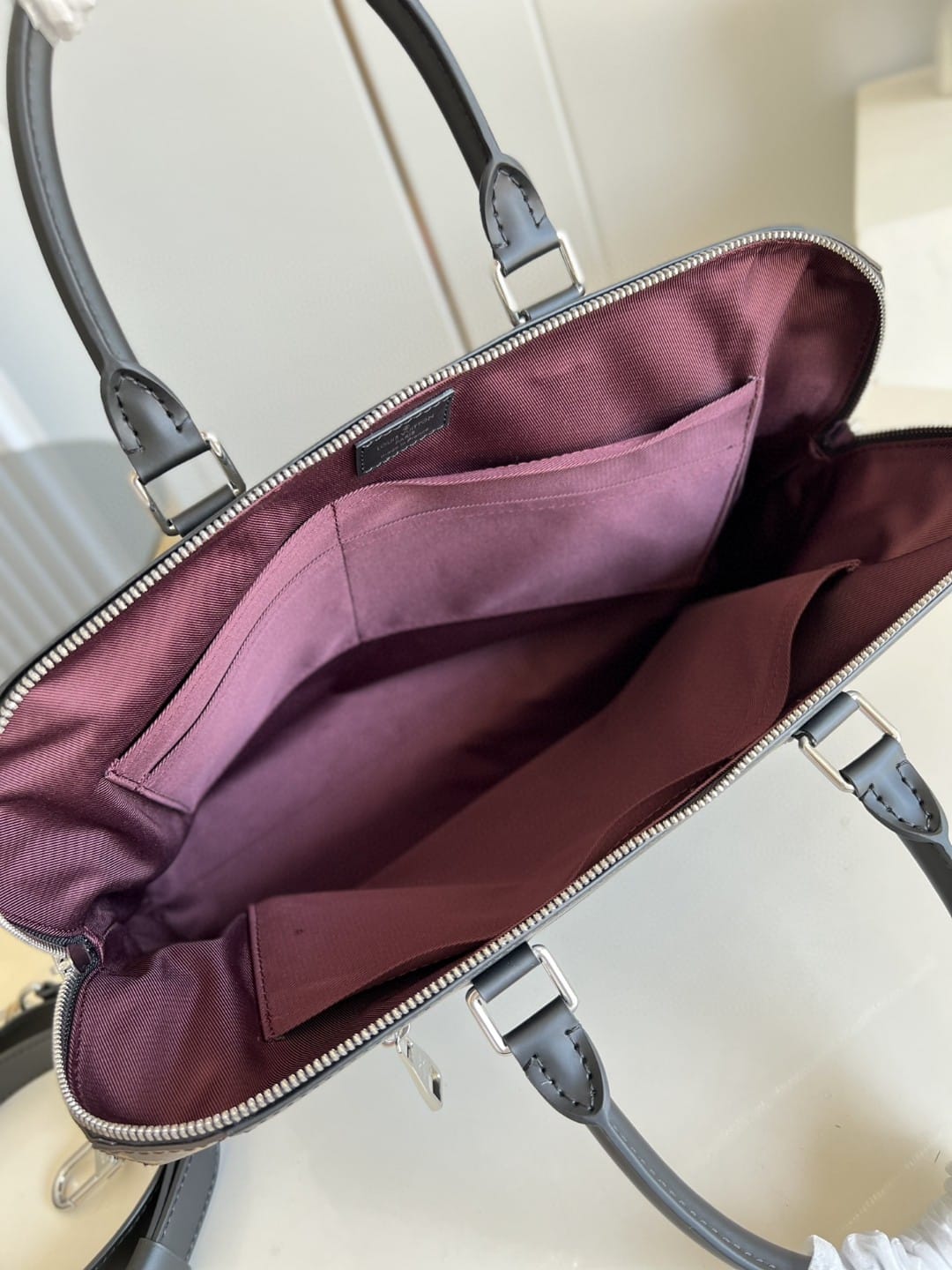 1:1 Replica Louis Vuitton LV Porte-Documents Jour Monogram Canvas Unique Bag For Men - 14.6in/37cm - Image 3