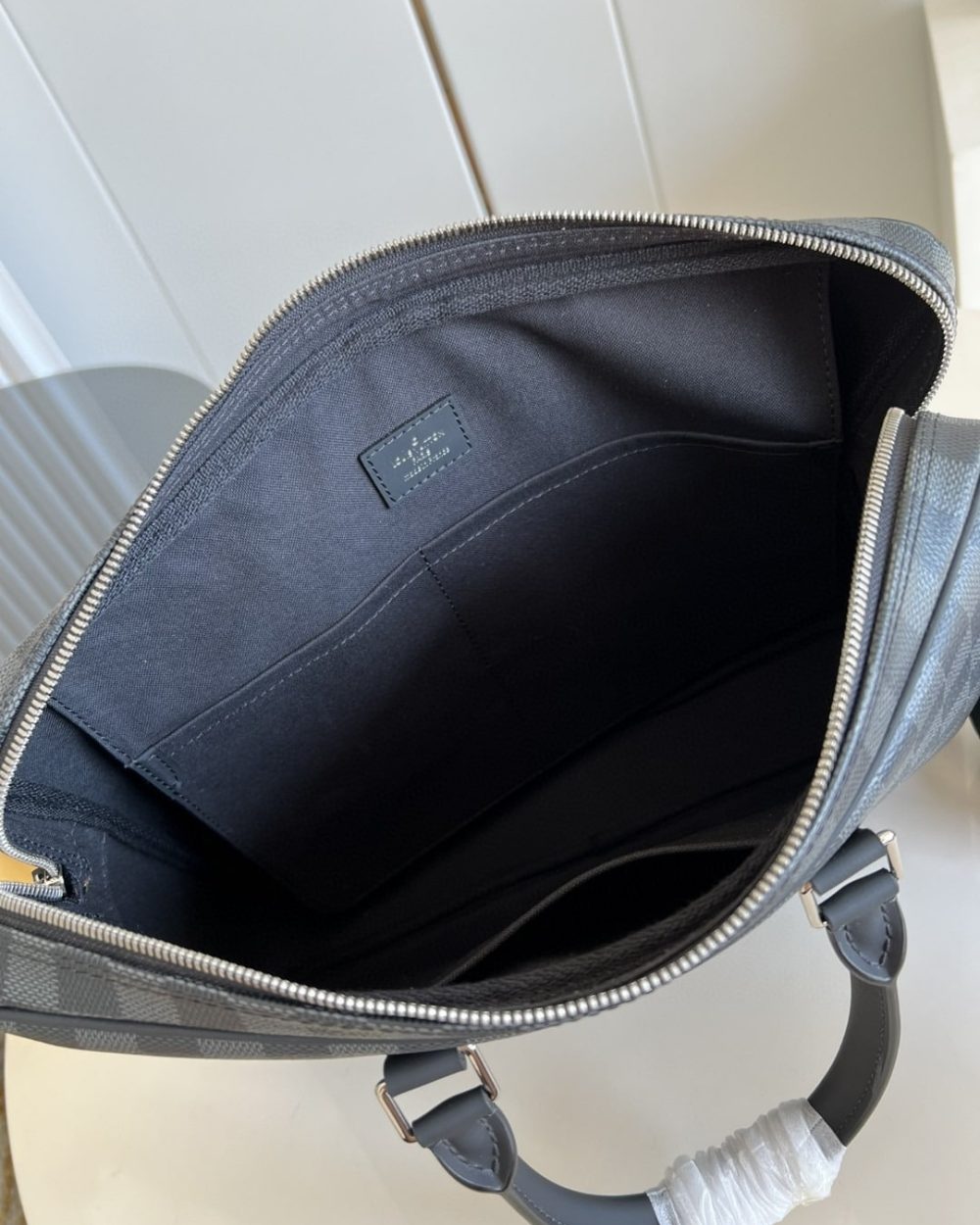 1:1 Replica Louis Vuitton LV Porte Documents Voyage PM Damier Graphite Canvas Unique bag For Men N41478 - 13.8in/35cm