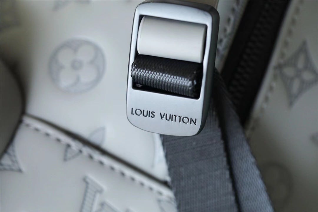 1:1 Replica Louis Vuitton LV Racer Backpack Monogram Shadow Leather Unique Bag For Men M46105 - 41cm - Image 3