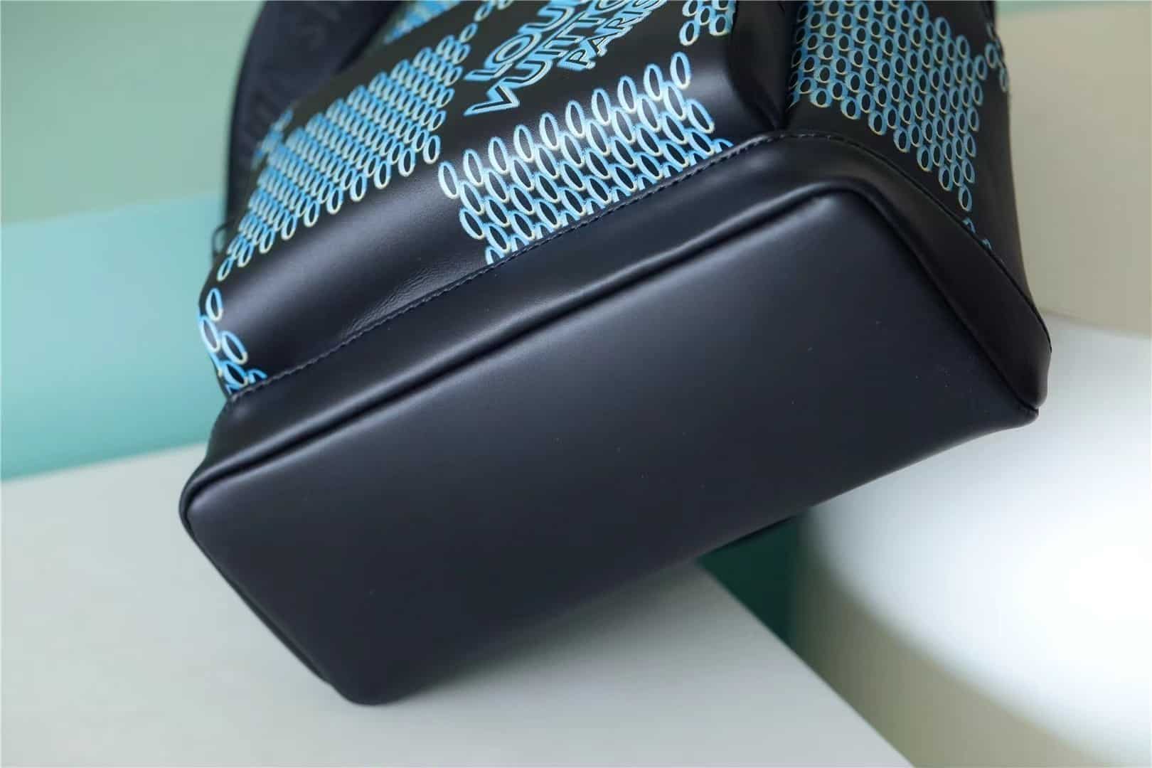 1:1 Replica Louis Vuitton LV Racer Damier Spray Blue Unique Bag For Men - 16in/41cm - Image 9