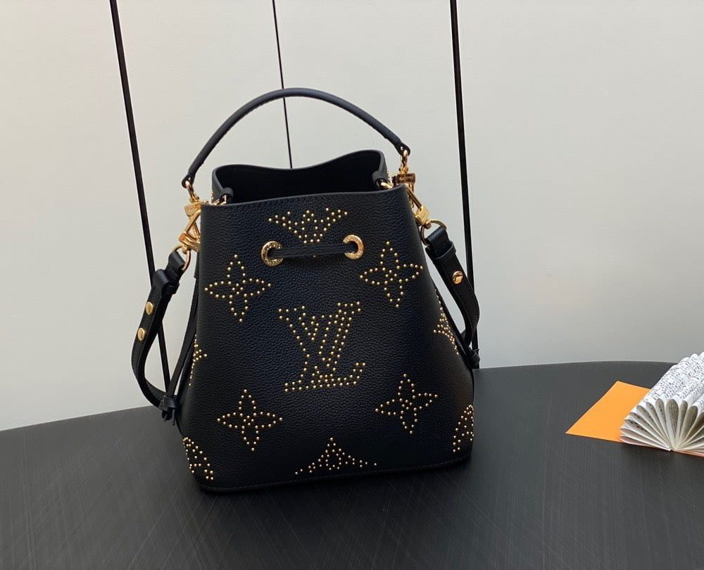 1:1 Replica Louis Vuitton LV Néonoé BB Monogram Empreinte Leather Luxury Bag For Women M46734- 7.9 Inches/ 20 Cm