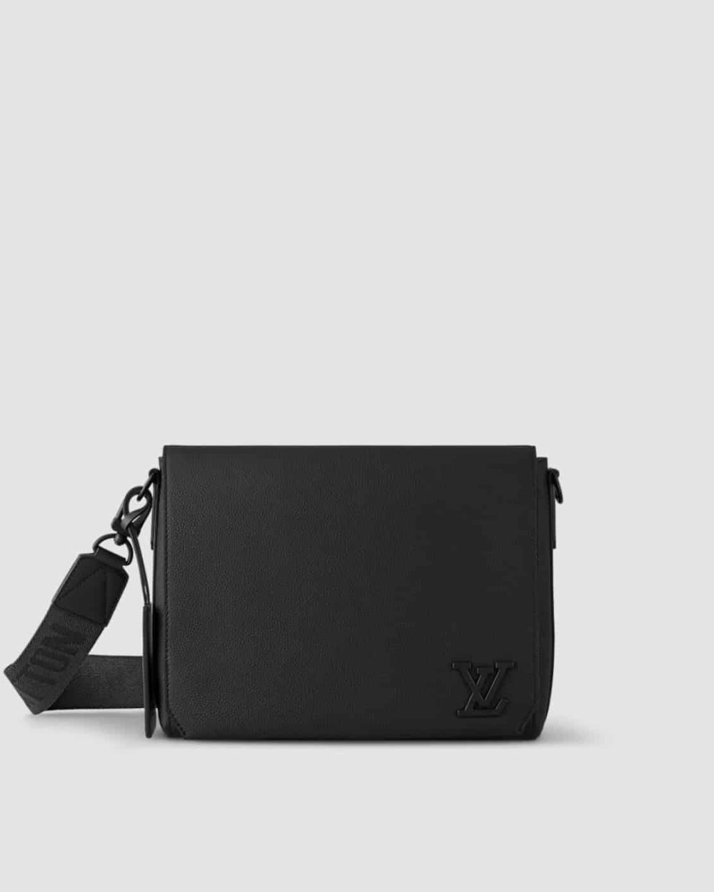 louis-vuitton-replica-takeoff-messenger-lv-aerogram-m57080