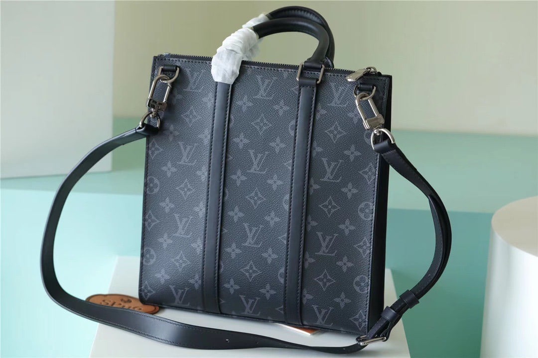 1:1 Replica Louis Vuitton LV Sac Plat Cross Monogram Eclipse Reverse Canvas Unique Bag For Men M59664 - 11.2in/28.5cm - Image 9