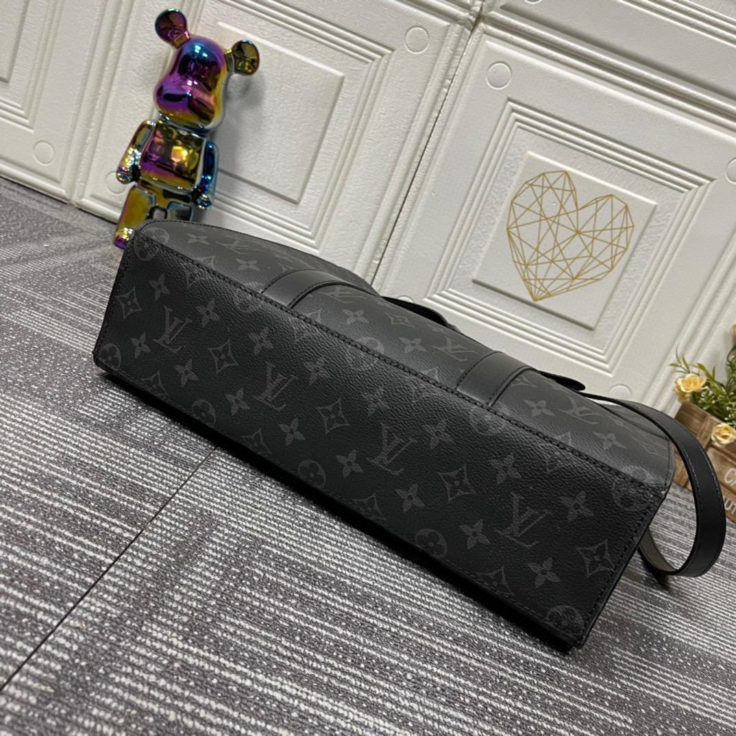 1:1 Replica Louis Vuitton LV Sac Plat Cross Taurillon Black Unique Bag For Men M59960 - 28.5in/11.2cm - Image 6