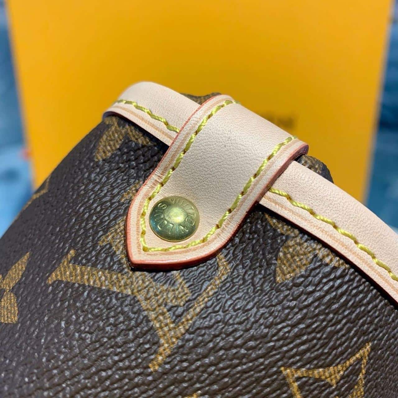 1:1 Replica Louis Vuitton LV Saumur MM Monogram Canvas Luxury Bag For Women M40710 - 11.8in/30cm - Image 10