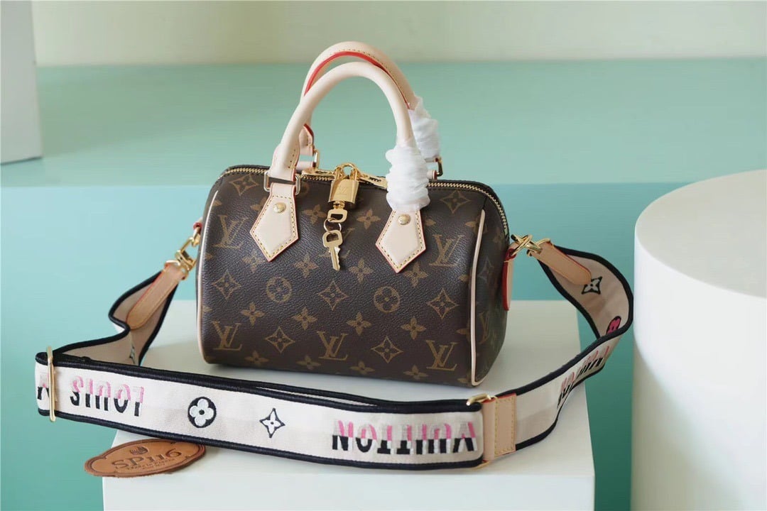 1:1 Replica Louis Vuitton LV Speedy Bandoulière 20 Monogram Canvas Black Luxury Bag For Women M46234 - 20cm/7.9in - Image 2