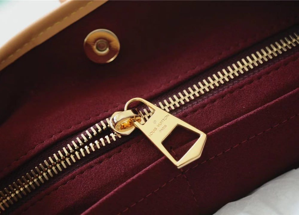 1:1 Replica Louis Vuitton LV Speedy Bandoulière 20 Monogram Canvas Black Luxury Bag For Women M46234 - 20cm/7.9in