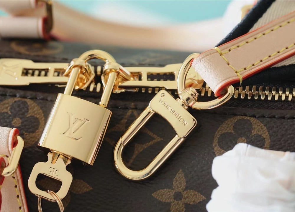 1:1 Replica Louis Vuitton LV Speedy Bandoulière 20 Monogram Canvas Black Luxury Bag For Women M46234 - 20cm/7.9in