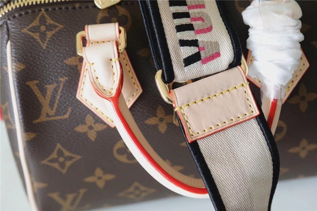 1:1 Replica Louis Vuitton LV Speedy Bandoulière 20 Monogram Canvas Black Luxury Bag For Women M46234 - 20cm/7.9in - Image 4