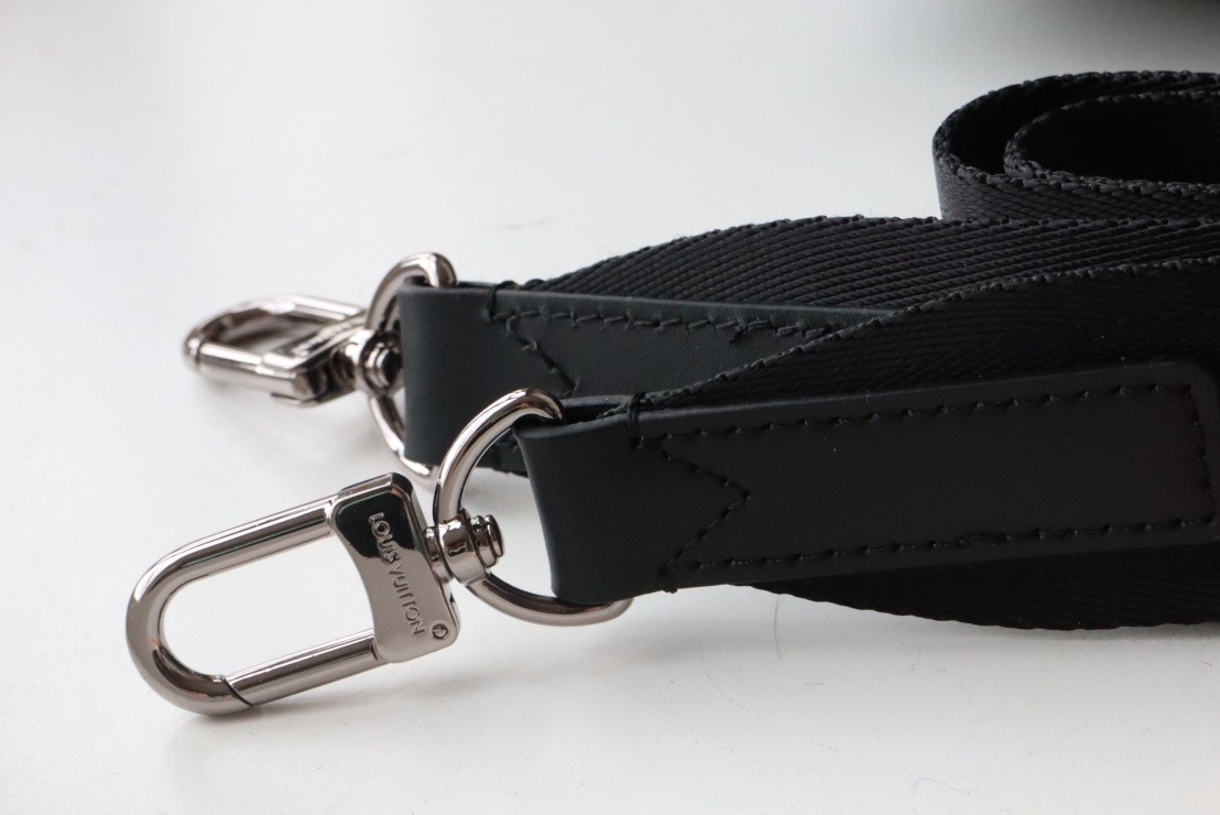 1:1 Replica Louis Vuitton LV Studio Messenger Damier Graphite Gray Unique Bag For Men N50013 - 9.3in/25.3cm - Image 6