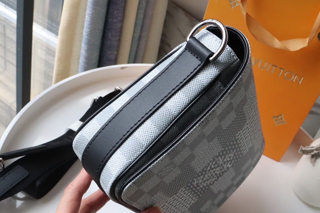 1:1 Replica Louis Vuitton LV Studio Messenger Damier Graphite Plaster Unique Bag For Men N50014 - 9.3in/25.3cm - Image 3