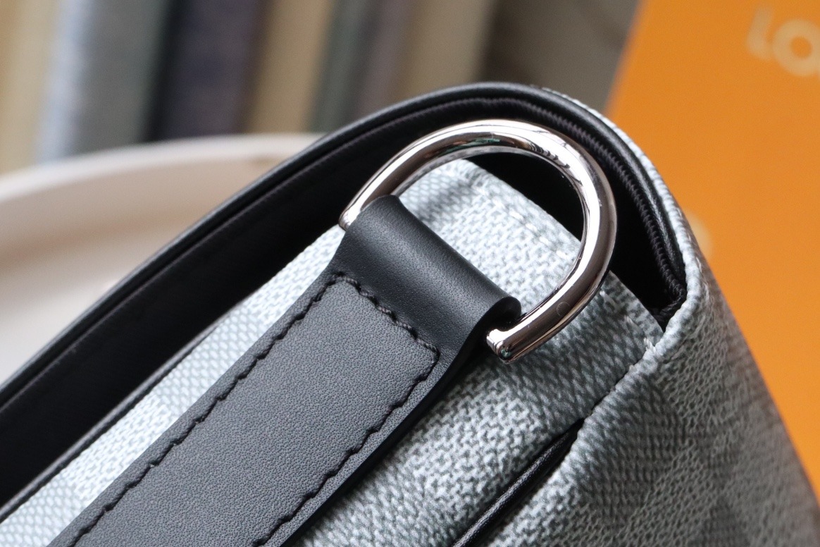 1:1 Replica Louis Vuitton LV Studio Messenger Damier Graphite Plaster Unique Bag For Men N50014 - 9.3in/25.3cm - Image 6