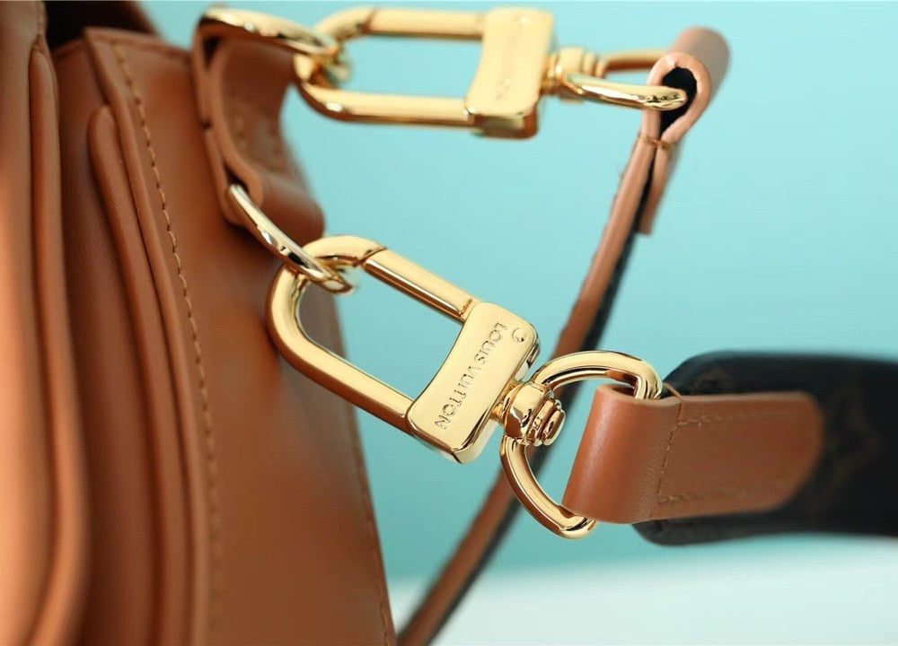 1:1 Replica Louis Vuitton LV Swing Monogram Hazelnut Brown Luxury Bag For Women M20396 - 24cm/9.4in