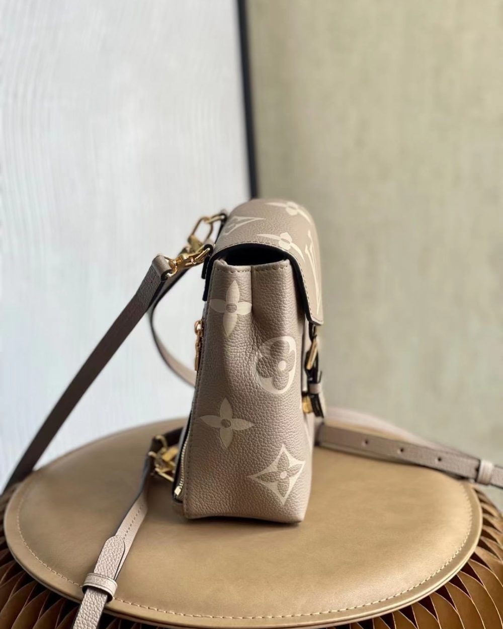 1:1 Replica Louis Vuitton LV Tiny Backpack Bicolor Monogram Empreinte Leather Luxury Bag For Women M80738 - 19cm