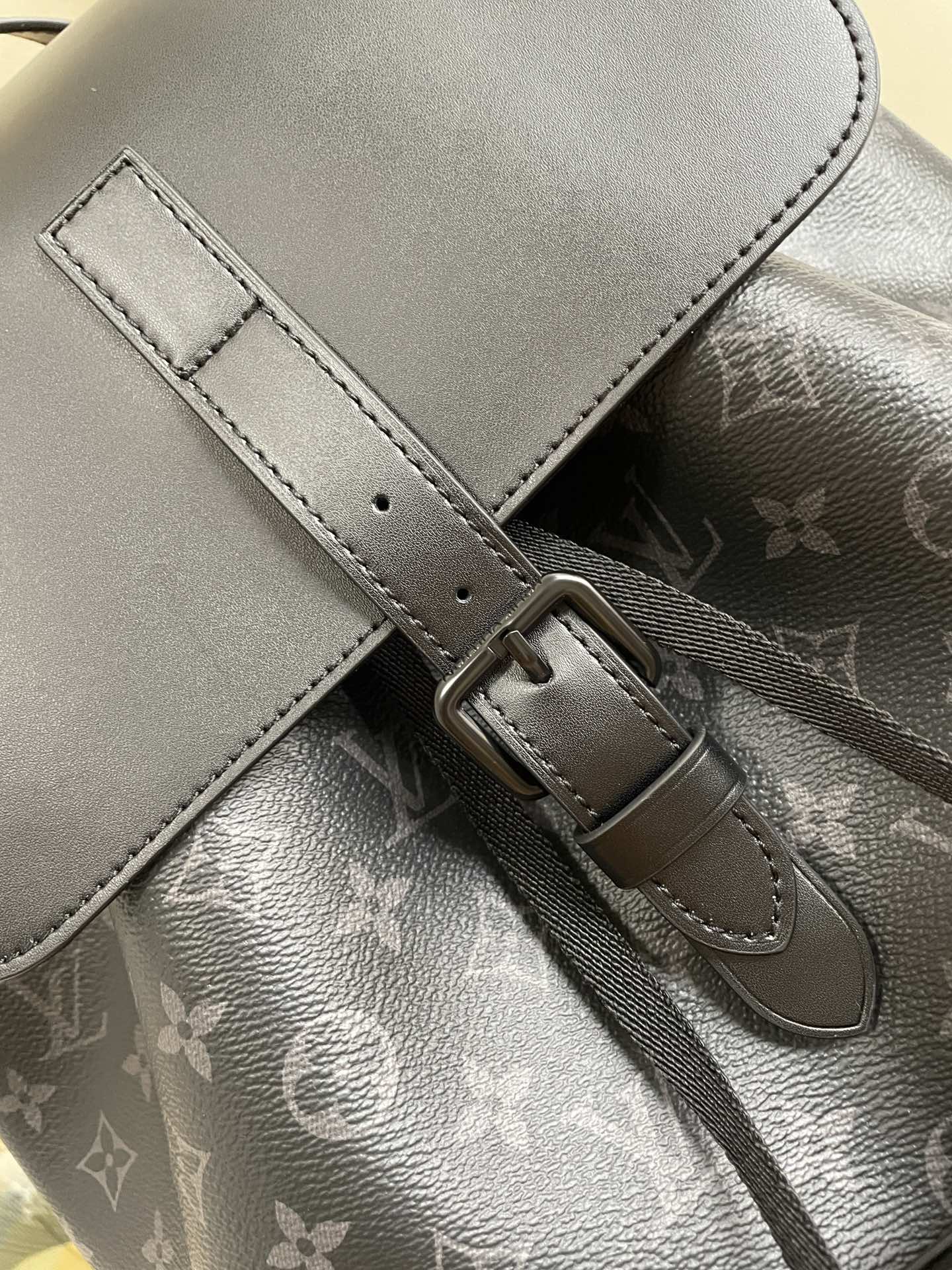 1:1 Replica Louis Vuitton LV Backpack Trio Monogram Eclipse Canvas Black By Virgil Abloh Unique Bag For Men M45538 - 44cm - Image 7