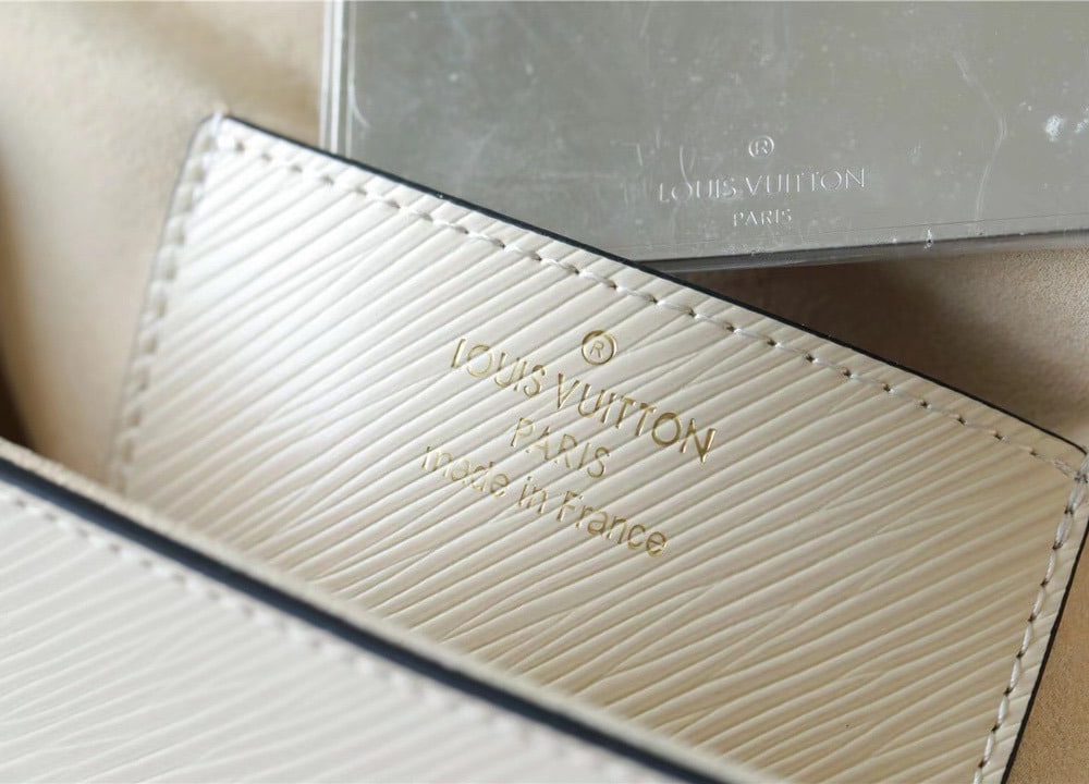 1:1 Replica Louis Vuitton LV Twist MM Epi White Luxury Bag For Women M55513 - 9.1in/23cm