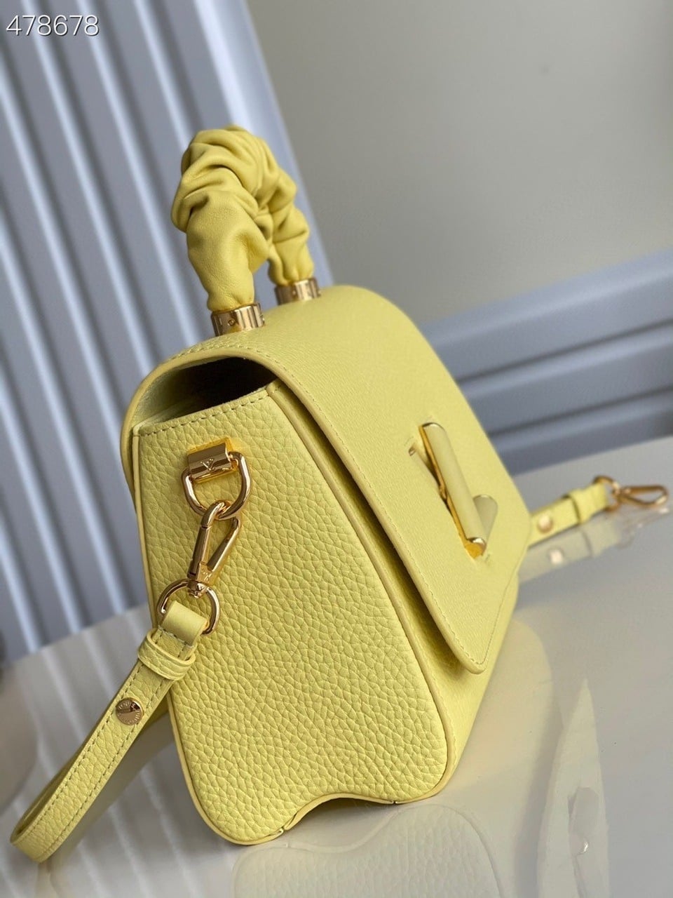 1:1 Replica Louis Vuitton LV Twist MM Ginger Yellow Luxury Bag For Women - 9.1in/23cm - Image 8