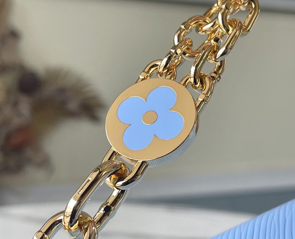 1:1 Replica Louis Vuitton LV Twist MM Monogram Flower Bleu Nuage Blue Luxury Bag For Women M59627 - 9.1in/23cm