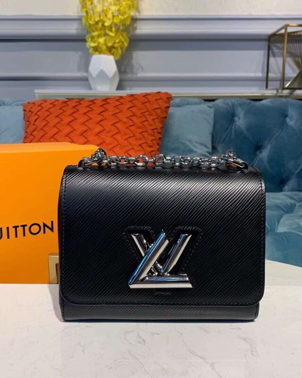 1:1 Replica Louis Vuitton LV Twist PM Epi Black Luxury Bag For Women M80836 - 7.5in/19cm