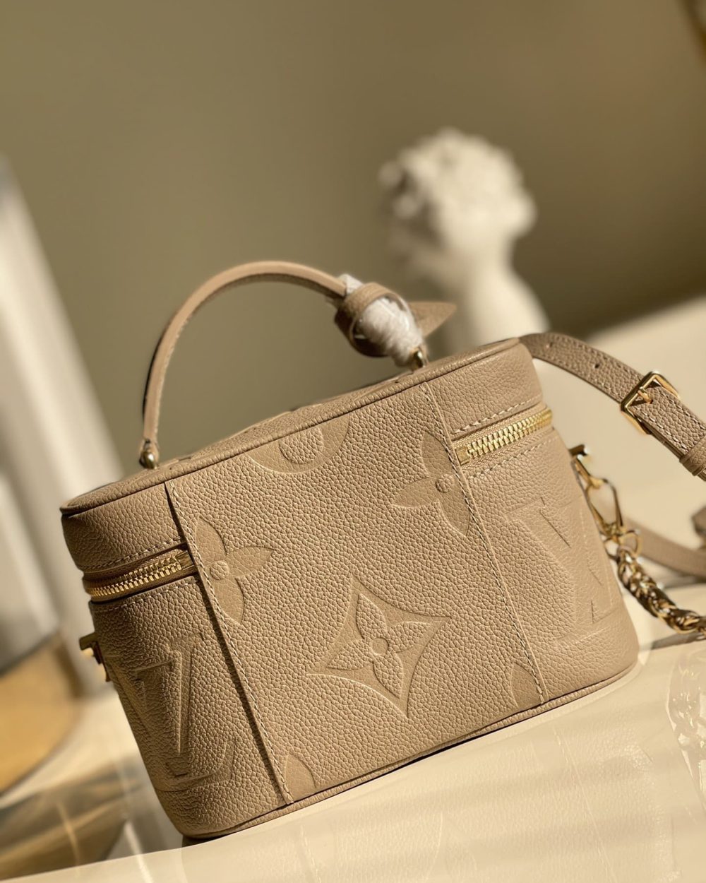 1:1 Replica Louis Vuitton LV Vanity PM Handbag Monogram Empreinte Tourterelle Beige Luxury Bag For Women M45608 -  7.5in/19cm