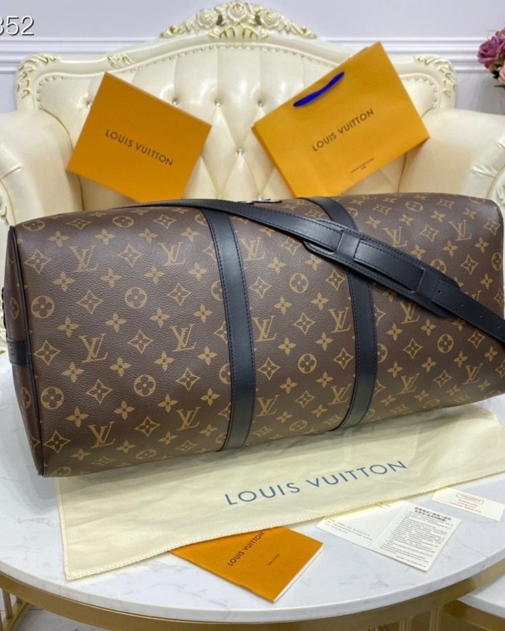 1:1 Replica Louis Vuitton LV Keepall Bandouliere 50 Monogram Canvas Essential Bag For Men M45616 - 19.7in/ 50cm