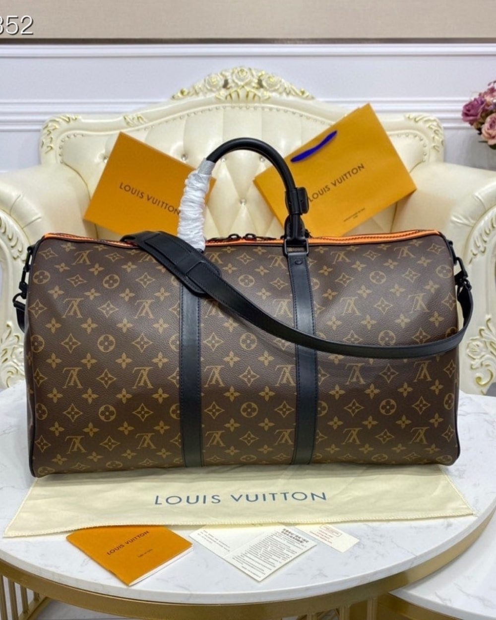 1:1 Replica Louis Vuitton LV Keepall Bandouliere 50 Monogram Canvas Essential Bag For Men M45616 - 19.7in/ 50cm