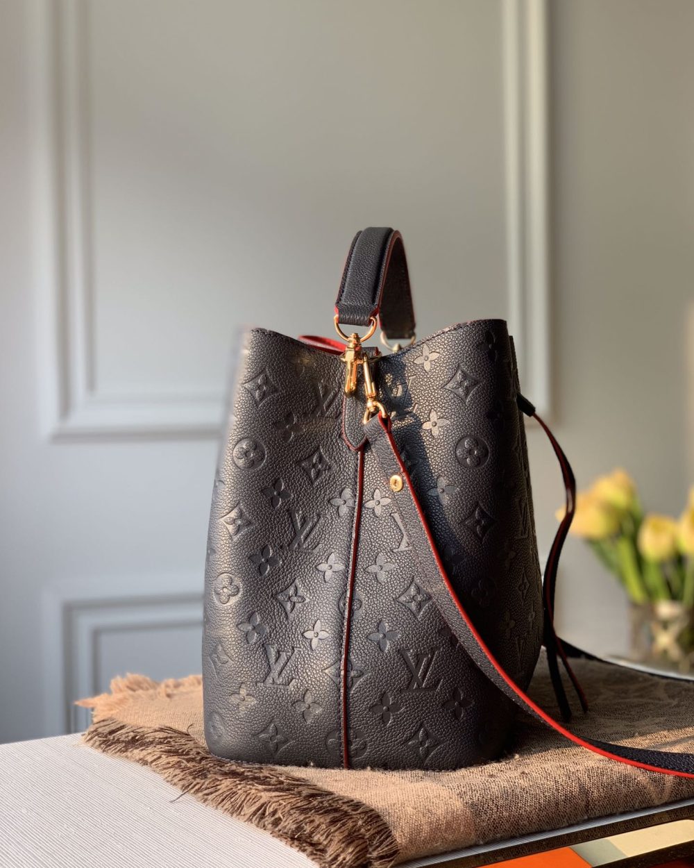 1:1 Replica Louis Vuitton LV NéoNoé MM Monogram Empreinte Leather Luxury Bag For Women M45306 -  10.2in/26cm