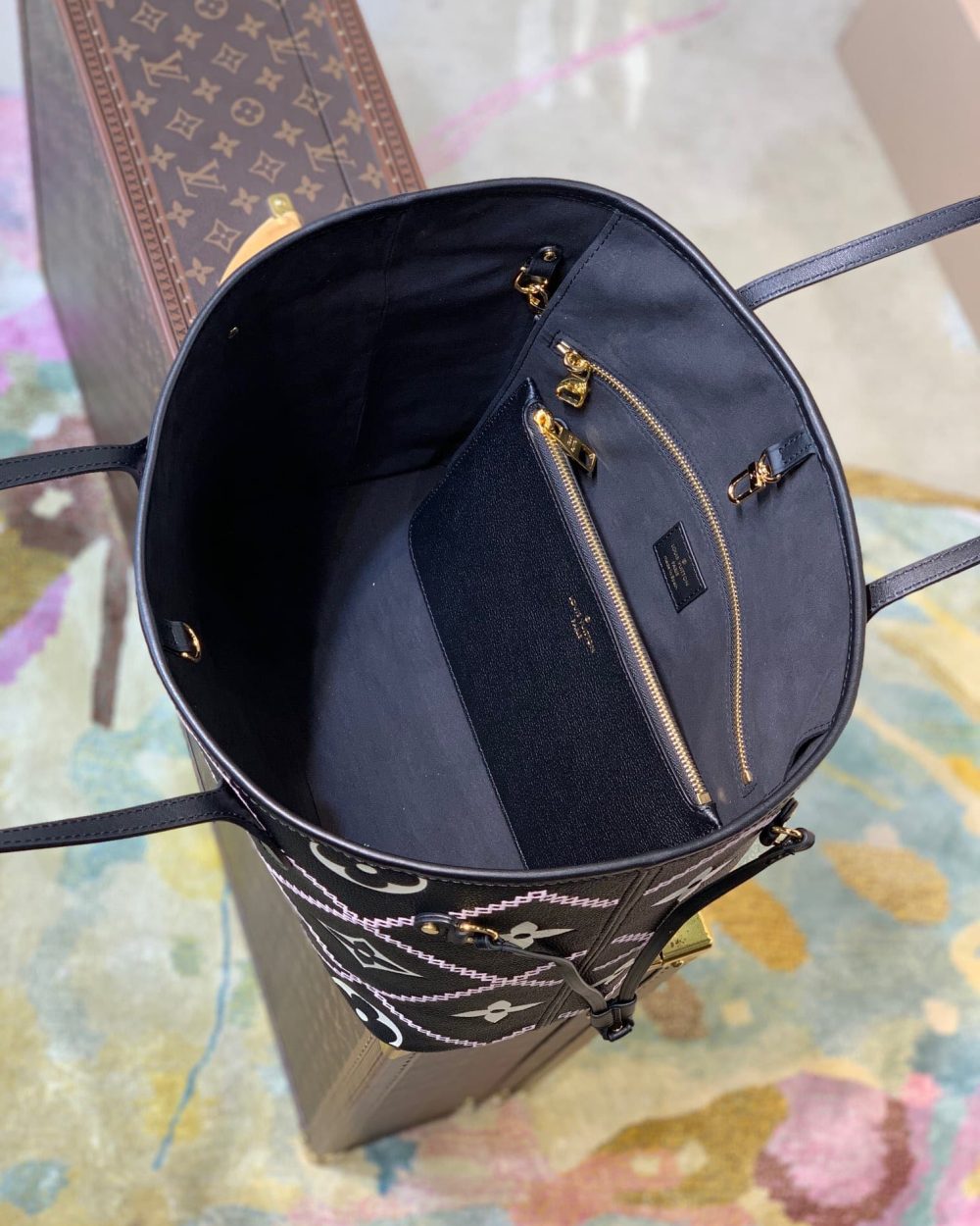 1:1 Replica Louis Vuitton LV Neverfull MM Monogram Empreinte Black Luxury Bag For Women M46040 - 12.2in/31cm