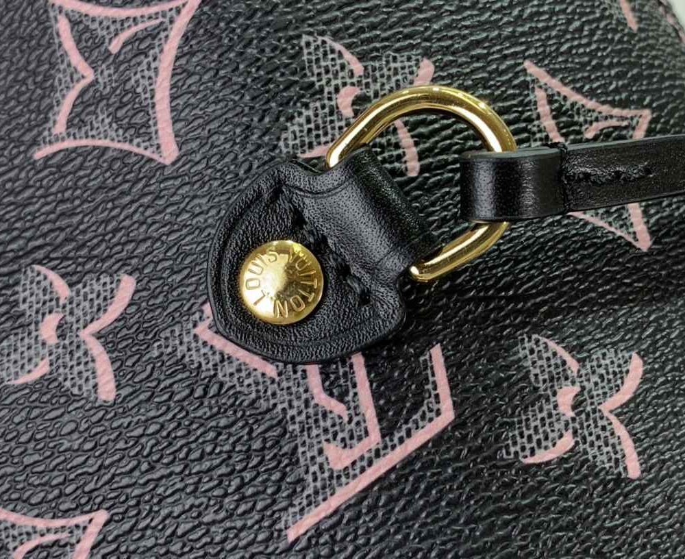 1:1 Replica Louis Vuitton LV Neverfull MM White/ Black Essential Bag For Women M20921 31 cm/ 12.2 in