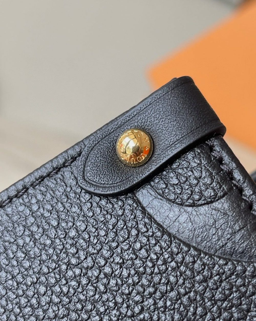 1:1 Replica Louis Vuitton LV OnTheGo PM Monogram Empreinte Lether Luxury Bag For Women M45653 - 9.8in/25cm