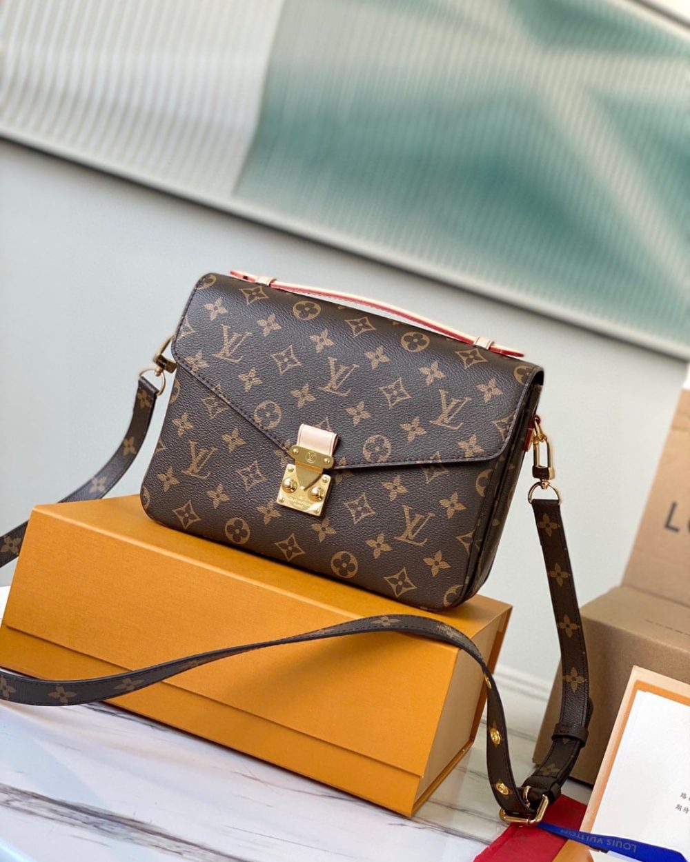1:1 Replica Louis Vuitton LV Pochette Métis Monogram Canvas Luxury Bag For Women M44875 -  9.8in/25cm