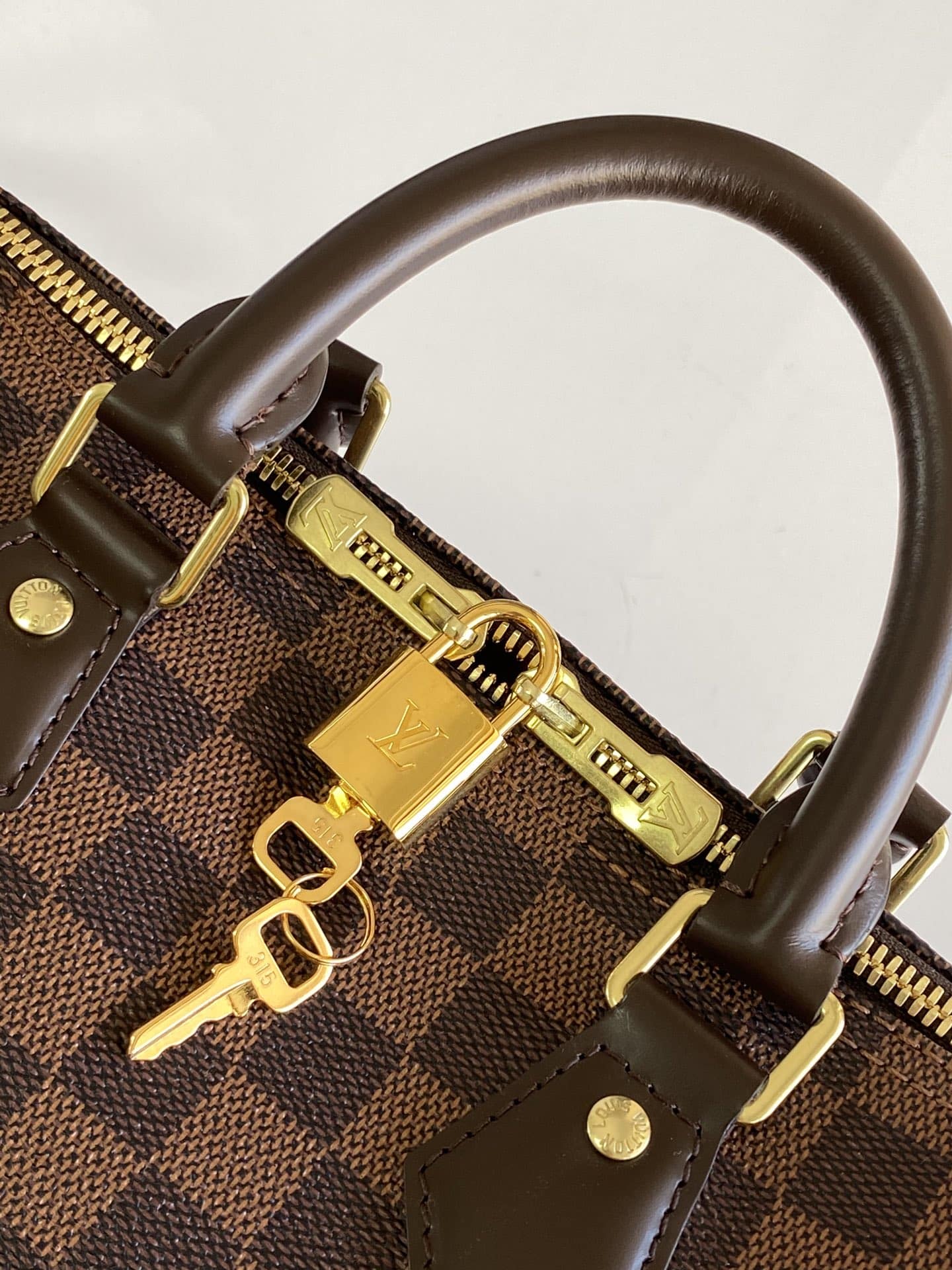1:1 Replica Louis Vuitton LV Speedy Bandoulière 25 Damier Ebene Canvas Luxury Bag For Women N41368 - 9.8in/25cm - Image 11