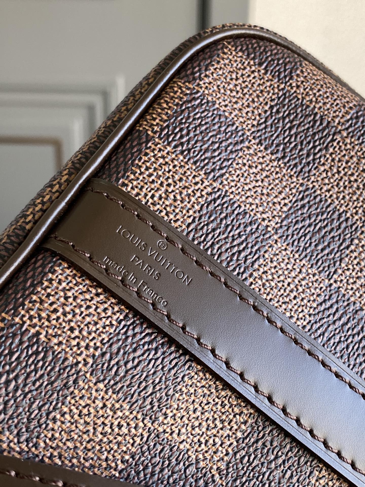 1:1 Replica Louis Vuitton LV Speedy Bandoulière 25 Damier Ebene Canvas Luxury Bag For Women N41368 - 9.8in/25cm - Image 10