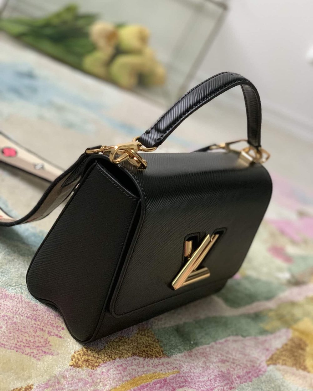 1:1 Replica Louis Vuitton LV Twist MM Epi Leather Luxury Bag For Women M57505 - 9.1in/23cm