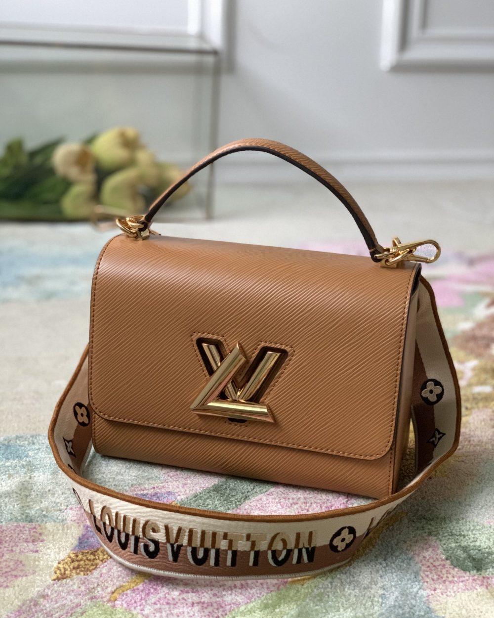 1:1 Replica Louis Vuitton LV Twist MM Epi Leather Luxury Bag For Women M57506 - 9.1in/23cm