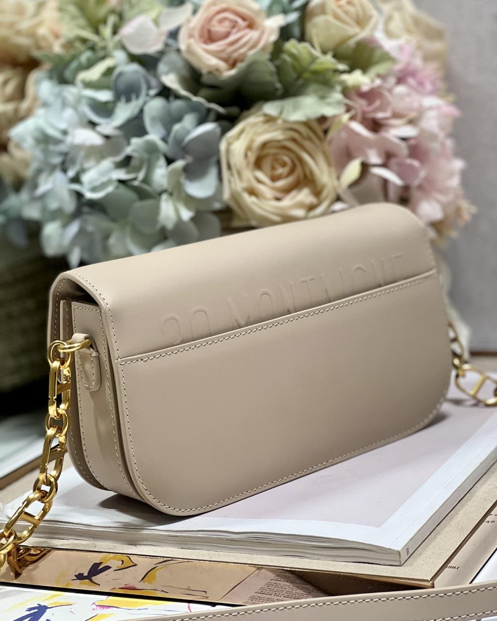 1:1 Replica 30 Montaigne Avenue Bag Black/White/Blue/Beige/Light Pink For Women 9 in/ 22.5cm M9260UMOA_M900
