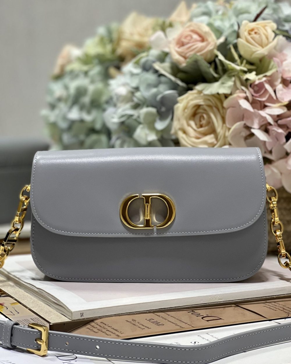 1:1 Replica 30 Montaigne Avenue Bag Black/White/Blue/Beige/Light Pink For Women 9 in/ 22.5cm M9260UMOA_M900
