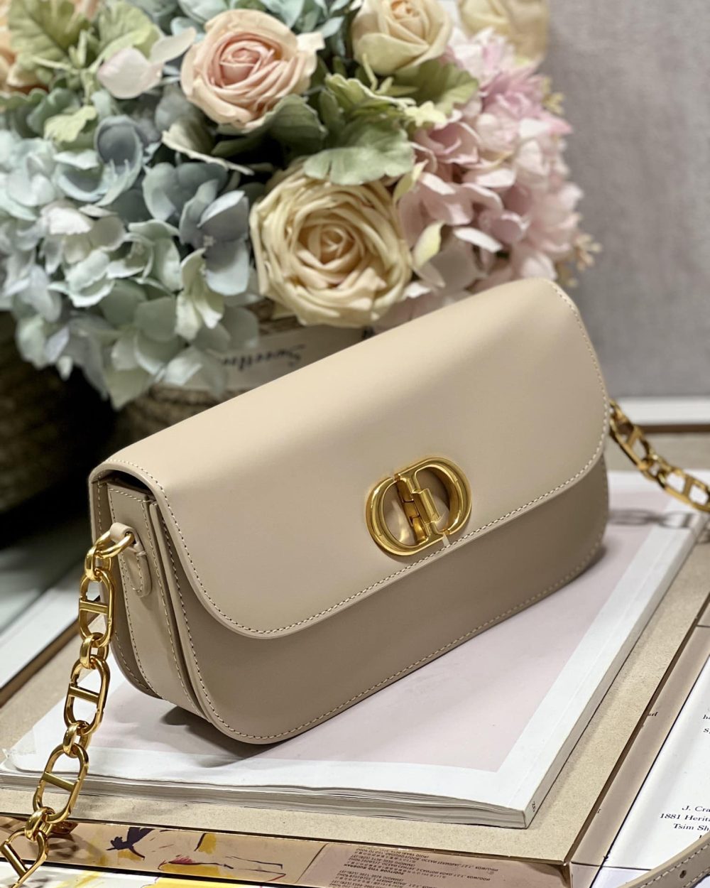 1:1 Replica 30 Montaigne Avenue Bag Black/White/Blue/Beige/Light Pink For Women 9 in/ 22.5cm M9260UMOA_M900