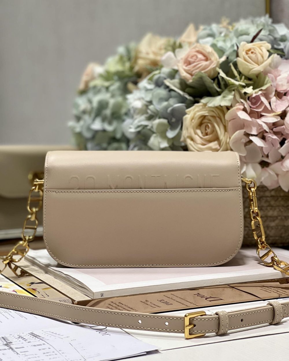 1:1 Replica 30 Montaigne Avenue Bag Black/White/Blue/Beige/Light Pink For Women 9 in/ 22.5cm M9260UMOA_M900