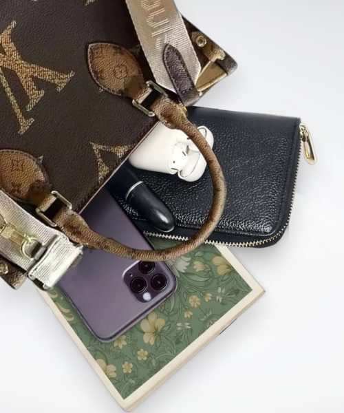 DBS-LC400 - Onthego PM Handbag Deal