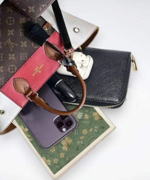 DBS-LC440 - Fold Tote PM Handbag Deal