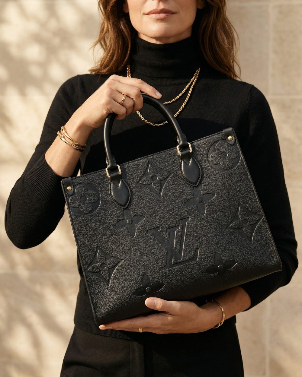 DBS-LC385 - Onthego MM Handbag Deal